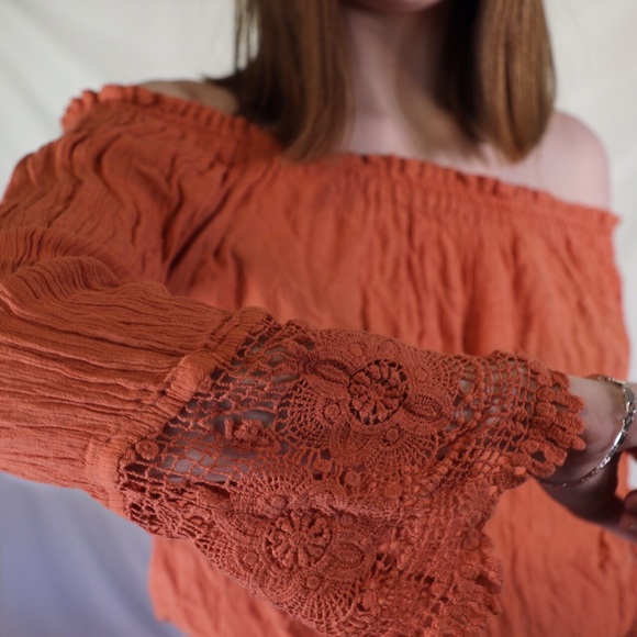O’Neill Orange off the Shoulder Lace Top - Picture 1 of 3